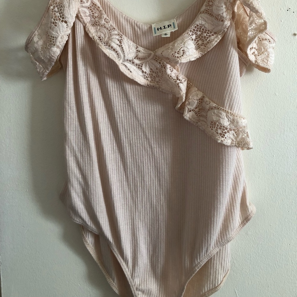 Buckle H.I.P Bodysuit Off Shoulder